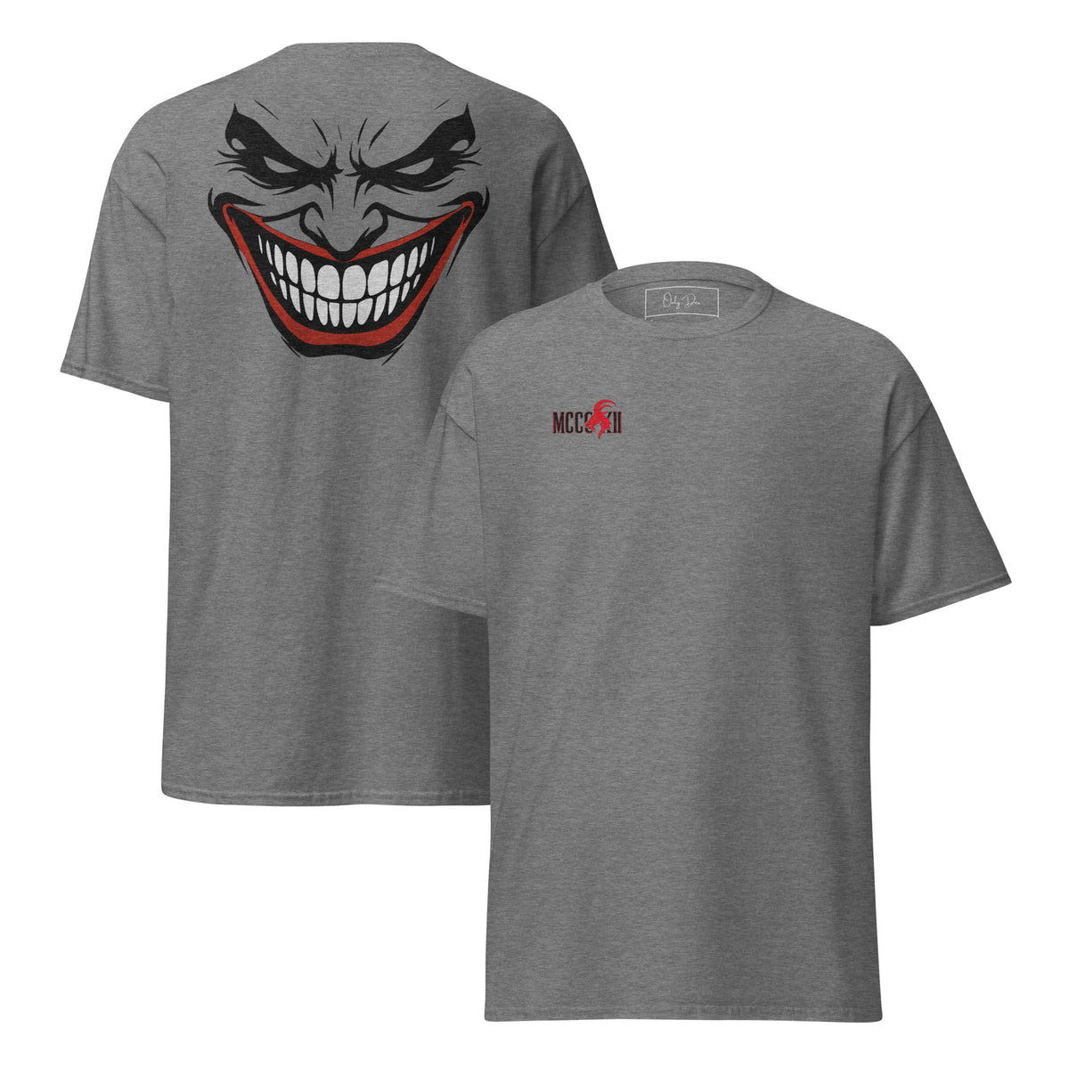 Graphitgraues MCCCXII JOKER T-Shirt mit großem Rückenmotiv links und kleinem Brustprint rechts