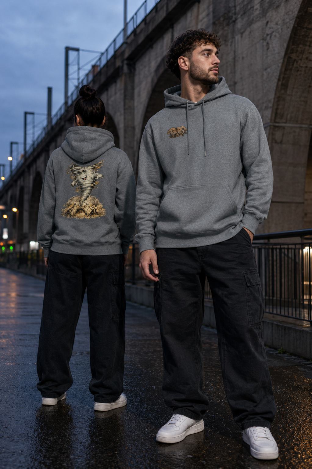 Model im Play Fast or Stay Last Gaming Hoodie